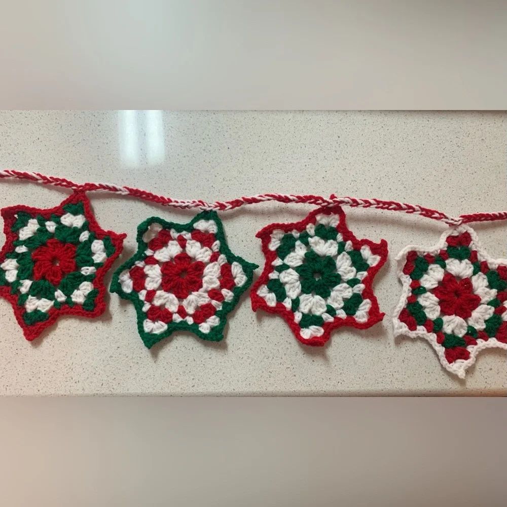 Christmas Holiday Star Garland New Handmade Crochet Seven Stars